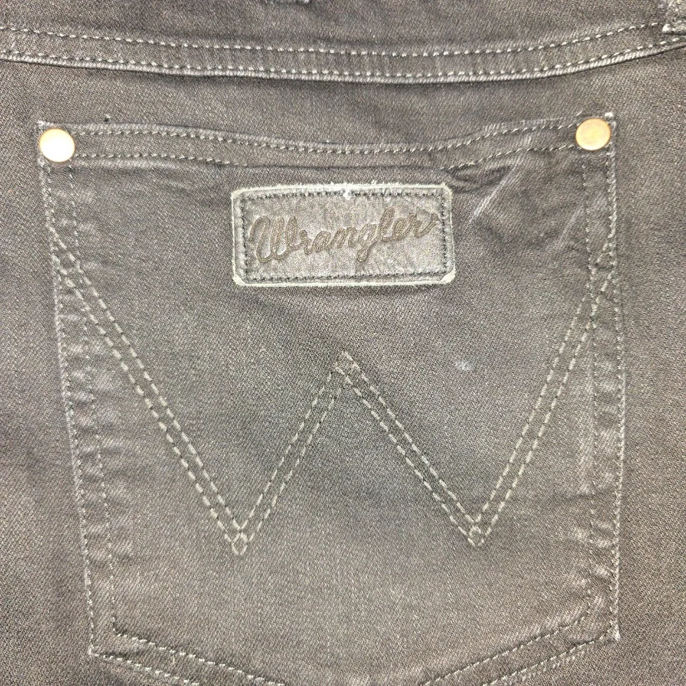 Wrangler Black Retro Slim Straight 36 x32 - Picture 2 of 9